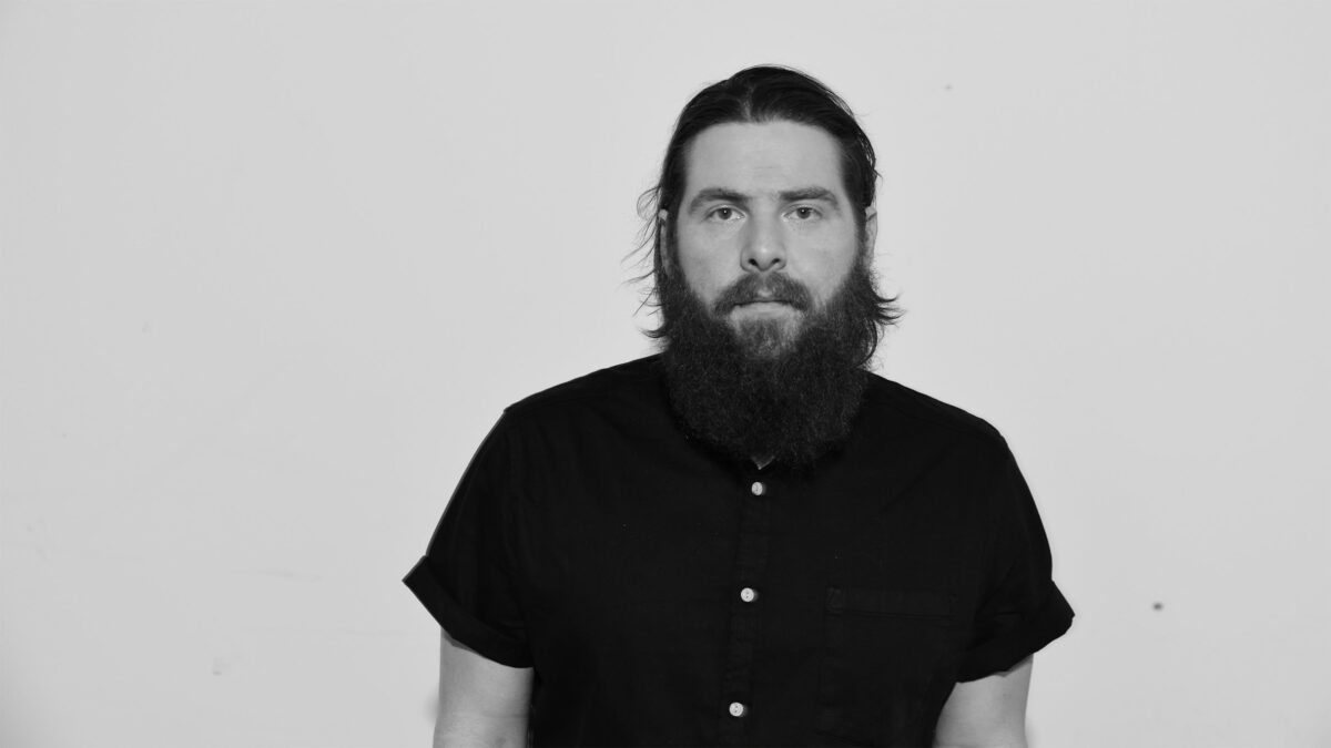Andy Hull of Manchester Orchestra Shares New Song